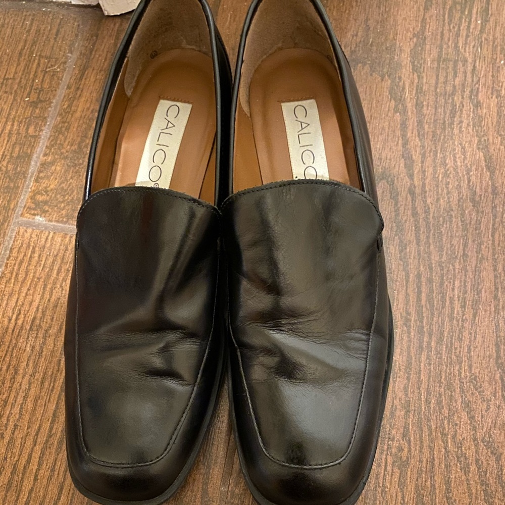 Calico women’s size 8 shoes